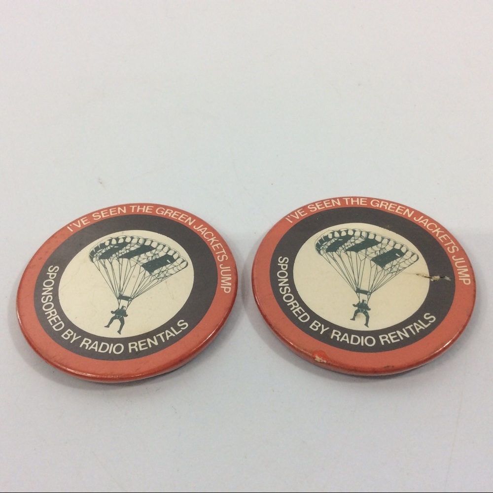 Vintage Button Pin Green Jackets Parachutists